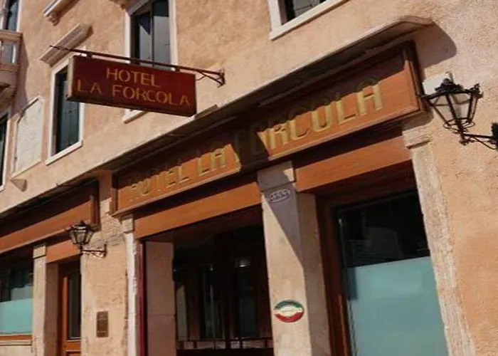 La Forcola Otel